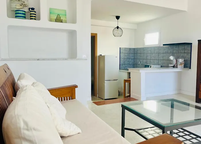 Oasis Playa Chica Con Terraza A 100m Del Mar