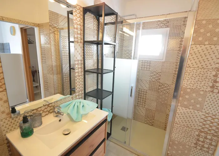 Oasis Playa Chica Con Terraza A 100m Del Mar Tías