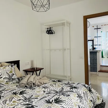 公寓 Oasis Playa Chica Con Terraza A 100m Del Mar 蒂亚斯